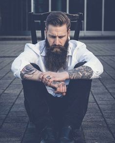 Bill Beardy - full thick long dark beard mustache beards bearded man men mens' style fashion bearding clothes tattoos tattooed handsome #beardsforever Tatto Boys, Beard Cuts, Trimming Your Beard, Hipster Beard, Mustache Styles, Epic Beard