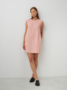 "AJA is a simple linen summer dress. DETAILS - Round neck - Above the knee length - Sleeveless design - Side seam pockets - Oeko-Tex certified 100% lightweight linen - Cut and sewn to order just for you in our studio COLOR - Pink Spanish, you can also choose other colors above - Fabric samples are available here https://www.etsy.com/listing/586569696/linen-fabric-samples SIZING & FIT - Fits true to size - Model is 5'10\" / 178cm and wearing a size S CARE FOR LINEN - Machine wash up to 30ºC/86ºF gentle cycle - Lay flat to dry or tumble dry low - Warm iron if needed - Do not bleach" Chic Sleeveless Relaxed Linen Dress, Chic Sleeveless Linen Dress With Relaxed Fit, Sleeveless Linen Dress With Relaxed Fit, Casual Linen Sleeveless Dress For Work, Casual Sleeveless Linen Dress For Work, Sleeveless Linen Dress With Pockets For Work, Knee-length Linen Sleeveless Dress For Daywear, Summer Sleeveless Knee-length Linen Dress, Simple Summer Dress