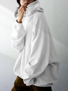 Oversized Hooded Solid Color Tops, Hooded Solid Color Tops, Baggy Solid Top With Pockets, Baggy Top With Pockets, Spring Cotton Hoodie In Solid Color, Plain Hoodie For Winter, Plain Hoodie Top For Winter, Plain Hooded Top For Fall, White Hoodie Tops With Pockets