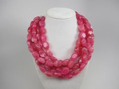 Jewelry Matching, Pink Statement Necklace, Necklace Big, Chunky Statement Necklace, Pink Necklace, Necklace Beaded, Statement Necklaces, Fuchsia Pink, Multi Strand