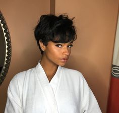 90s Short Hairstyles, Hairstyles For Black Hair, Iconic Looks, Big Chop, Natural Hair Styles Easy, Edgy Hair