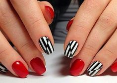 Nails Black Design, Nails Design Red, Design Acrylics, Black And White Nail Designs, Sns Nails Colors, Cute Nail Polish, Super Cute Nails, Red Marble, Nails White