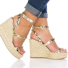 Brand New Without Box Size 9.5 Gold Closed Toe Sandals With Reinforced Heel, Gold Closed Toe Wedge Sandals With 4-inch Heel, Platform Heels Sandals, Shoes Steve Madden, Tan Wedges, Platform Sandals Heels, Heels Sandals, Womens Shoes Wedges, Platform Wedges