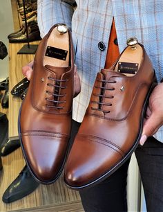 Collection: Spring – Summer 2020  Product: Wholecut Oxfords  Color code: Tan  Shoes sole: Leather  Inner Lining: Calf Skin Lining  Shoes Material: 100% Leather  Available Size: 39-40-41-42-43-44  Package Include: Shoes  Gifts: Box, Shoehorn, Shoeshine, Babet Socks Brown Formal Shoes, Modest Apparel, Groom Shoes, Gentleman Shoes, Burgundy Shoes, Tan Shoes, Suit Men, Best Running Shoes, Leather Dress Shoes