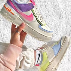 ‧₊˚ ραrк єυทнα ◜ ˗ˏˋ🍫ˎˊ˗ Winter Sneakers Outfit, Sneakers Nike Jordan, Nike Fashion Sneakers, Air Force Shoes, Air Force 1 Shadow, Sneakers Fashion Outfits, Nike Shoes Outfits