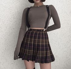 imagem descoberto por m o o n. Descubra (e salve!) suas próprias imagens e vídeos no We Heart It Emo Girl, K Fashion, Ulzzang Fashion, Fashion Attire, A Skirt, Grunge Style, Outfit Goals, Edgy Outfits, Girl Clothes