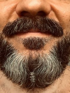 Pirate Facial Hair, Beard Beads Men, Beard Trimming Styles, Men With Mustaches, Man Bun Haircut, Beard Beads