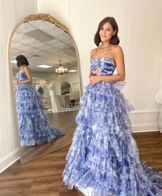 Textured Prom Dress, Floral Prom Dresses 2023, Prom Dresses Ruffle, Tiered Prom Dresses, Beach Prom Dress, White And Blue Prom Dress, Easter Prom Dress, Unique Long Dresses, Prom Dress Poses