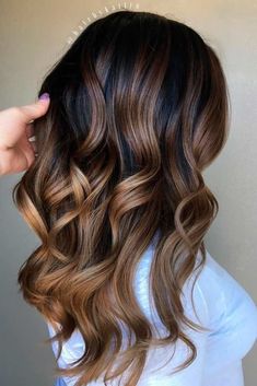 Beige Hair, Icy Blonde Hair, Brown Balayage, Peinados Fáciles Para Cabello Corto, Hair Color Pink, Trendy Hair Color, Short Hair Color