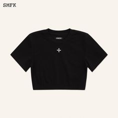 - Design: SMFK classic series——Hug series. A high-elastic slim sports tee, with high-elastic cotton, can be more comfortable and more stable in structure. An embroidered COMPASS cross logo on the chest. - Care: Professional care and cleaning needed Size Chart (in cm) Shoulder Chest Length XS 32 74 32 S 33 78 34 M 34 82 36 L 35 86 38 Materials: 92% Cotton, 8% Spandex Cross Logo, Women Tees, Medium Well, Sports Tee, Suit Pant, Classic Series, Skirt Socks, Sports Tees, Hoodie Dress