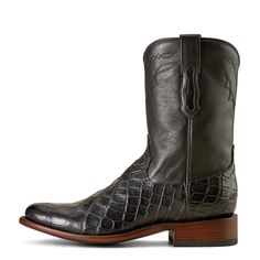 Handcrafted with the old-world artistry of León, Mexico, and the modern comfort Ariat is known for, the Clanton boot is ready to be worn for a lifetime. Elegant and refined, it's luxurious from the premium American alligator leather foot to the buttery-soft calfskin hung lining. Bench Made Clanton Western Boot | Product Features : 0 : Removable All Day Cushioning insole with genuine vegetable tanned, anti-odor leather sock liner that molds to your foot, 1 : Cork filled forefoot for added comfort Leather Boots With Crocodile Pattern For Formal Occasions, Leather Moc Toe Boots With Crocodile Pattern, Classic Textured Calf Leather Boots, Classic Formal Boots With Textured Leather, Classic Textured Leather Boots For Formal Occasions, Classic Textured Leather Formal Boots, Western Leather Boots With Crocodile Pattern, Fitted Crocodile Pattern Boots For Business, Luxury Snip Toe Boots With Crocodile Pattern