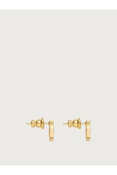 Shop the Gancini earrings S Gold size S on Ferragamo.com. Discover the iconic collection on our official online shop now. Free Delivery. Belt Accessories, Design Minimalista, Elegant Earrings, Timeless Classic, Metallica, Women's Earrings, Gold Earrings, Free Delivery, Online Shop