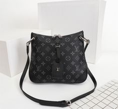 Designer Handbags Louis Vuitton, Gucci Handbags Outlet, Top Handbags, Lv Handbags, Gucci Handbags, Vuitton Bag, Louis Vuitton Bag Neverfull, Lv Bag, New Bag