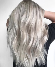 Platinum Balayage ___________________________________ #ombre#ombrehair#colorcorrection#pbalayage#silverhair#silver#hair#hairstylist#Balayage#vividhair#colormelt#fashioninspo#hairinspo Bob Pixie Haircut, Short Bob Pixie, Bob Pixie, Balayage Hair Dark, Balayage Hair Blonde, Hair Color And Cut, Stylish Hair, Short Bob, Silver Hair