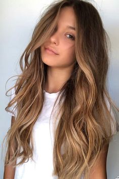 Beach Waves For Long Highlighted Hair #balayage ❤ Balayage Is The Hottest New Hair Trend! Here we have collected our favorite balayage hairstyles. Now, you will learn how to get it so that it is absolutely best for you! ❤ #lovehairstyles #hair #hairstyles #haircuts Long Hair Highlights, Caramel Hair, Brown Hair Balayage, James Charles, Long Wavy Hair, Prom Hairstyles, Hair Color Balayage