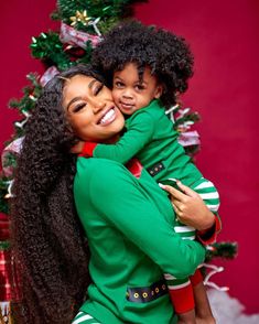 Mommiana. Jania. Nba youngboy India Royale, Mom Daughter Outfits, Mommy Daughter Outfits, Mother Son Photography, Baby Christmas Photos, Family Photoshoot Outfits