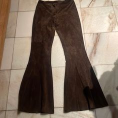 Size4, Vintage, Suede Pants Spring Brown Flare Bottoms, Fitted Wide Leg Brown Pants For Spring, Fitted Wide Leg Brown Bottoms, Chic Brown Flare Pants, Fitted Flare Brown Bottoms, Fitted Brown Flare Pants, Suede Pants, Vintage Suede, Pants Color