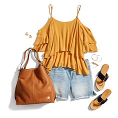 Give everyone the cold shoulder (in a good way!). See the season’s best shoulder-baring styles & the bras to wear them with. Cold Shoulder Styles, Cute Summer Tops, Bare Shoulders, Shoulder Tops