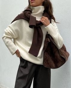 Lower East Side Outfit, Brown Classy Outfit, Nashville Outfits, Stylish Sweaters, Cute Fall Outfits, Sporty Chic