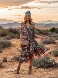 Free-Spirited Fashion: 20 Boho Chic Outfits to Live In This Summer 19 Boho Clothes, Summer 19, Trending Boots