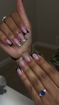 Black And Gold French Tip Nails Square, Black And Gold Short Nails Ideas, Black Duck Nails French Tip, Black French Tip Birthday Nails, Duck Nails Gold, Gold Duck Nails Acrylic, Black And Gold Nails Short Square, Short Nails Black And Gold, Black And Gold Duck Nails