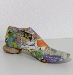 a shoe shaped like a map with the word cuba on it