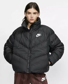 NIKE Sportswear Synthetic Fill Puffer Jacket Womens Size XL Black CD4216-010. Condition is New with tags- does have 3 pulls on back neck from store sensor. No holes. Never worn. Sold as is. Nike Black Puffer Coat, Nike Bubble Jacket, Nike Winter Jackets, Style Tomboy, Nike Puffer Jacket, Nike Sportswear Women, Women's Windbreaker, Jacket Nike, Taffeta Fabric