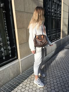 Speedy Bandoulière 25 Outfit, Speedy 25 Monogram Outfit, Lv Speedy 25 Outfit, Lv Speedy 25 Bandouliere Outfit, Speedy 30 Bandouliere Outfit, Speedy 25 Bandouliere Outfit, Louis Vuitton Speedy 30 Outfit, Lv Speedy 30 Outfit, Louis Vuitton Speedy 25 Outfits