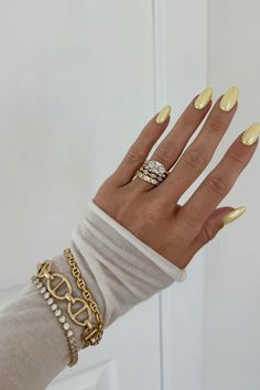 Spring nails, summer nails, gold jewelry, chrome nails, yellow nails, colorfulnails, trendy nails, yellow chrome nails, 2024 nail trends, nail trends, solid nail color, Yellow Chrome Nails Square, Yellow Holographic Nails, Nails 2024 Yellow, Lemon Chrome Nails, Butter Yellow Chrome Nails, Yellow Chrome Almond Nails, Pale Yellow Chrome Nails, June 2024 Nail Trends, Neon Yellow Chrome Nails