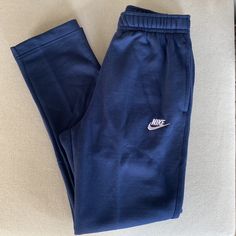 Reposhing This Item I Purchased From @Auntsherii. Nike Straight Leg Navy Sweatpants New With Tags Size S Supersoft And Plush Feeling Material! Inseam 29 Waist 13.5” Inner Drawstring Embroidered White Nike Logo Back Snap Pocket And Two Front Hand Pockets Please Bundle For Best Deals! See My Love Notes And Buy With Confidence! Thanks For Checking Out My Closet! Questions? Leave A Comment Below! Navy Sweatpants, Straight Leg Sweatpants, Champion Clothing, Cute Sweatpants Outfit, Sweatpants And Hoodie, Nike Set, Blue Sweatpants, Slim Fit Joggers, Pants Nike