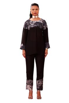 Black tunic with contrast floral applique yoke. Paired with a straight pant with floral applique hem. - Aza Fashions Tunic With Pants, Neck Flower, Pant For Women, Black Pure, Black Tunic, Flower Applique, Floral Applique, Straight Pants, Aza Fashion