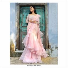 Shining Dress, Bride Indian, Lehenga Design, Simple Saree Designs, Bridal Lehenga Collection, Simple Gowns, Fancy Sarees Party Wear, Saree Designs Party Wear