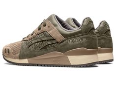 Men's GEL-LYTE III OG | Taupe Grey/Dark Taupe | SportStyle | ASICS UK Nb Outfit, Comfortable Work Shoes, Asics Gel Lyte Iii, Classic Harley Davidson, New Trainers, Gel Lyte Iii, Shoes Asics, Asics Gel Lyte, Asics Sneakers