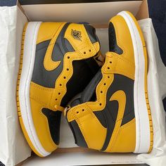 These Are New In Box Jordan 1 Retro High Pollen Og In Size 4.5 Or 6 For Women. Yellow Leather Sneakers For Streetwear, Yellow Leather Sporty High-top Sneakers, Yellow Leather High-top Sporty Sneakers, Yellow Leather Sneakers, Yellow Sports Sneakers With Contrast Sole, Yellow Sneakers For Sports With Contrast Sole, Yellow Sneakers With Contrast Sole For Sports, Yellow Basketball Shoes With Contrast Sole, Yellow Basketball Shoes With Contrast Sole For Streetwear