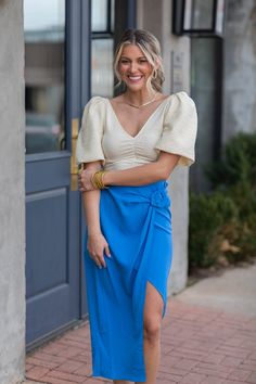 The Blu Glam Midi Wrap Skirt is the perfect combination of comfort and fashion. Made with a lightweight, comfortable material, this skirt features a stunning, deep blue color. Light Blue Pants, Deep Blue Color, Midi Wrap Skirt, Blue Pants, Wrap Skirt, Deep Blue, Body Types, Midi Length, Side Zipper