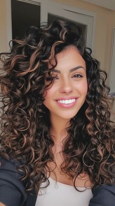 Dark Balayage Curly Hair, Quick Curly Hairstyles, Long Hair Do, Medium Length Curly Hair, Curly Haircuts, Colored Curly Hair