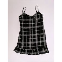 Forever 21 Woven Button Front Plaid Dress Emo Grunge New Nwt Size Women's Small Size Women's Small This Item Is New With Tags. 55% Linen, 45% Rayon, Made In China, Hand Wash Only This Black And White Plaid Dress Has A Full Front Button Closure. Super Cute Dress That Can Be Styled A Variety Of Ways - Dressed Up Or Down. Dimensions Are Approximately: 15" Wide (From Armpit To Armpit) X 26" Long (Top Of Shoulder To Bottom Of Garment) If You Have Any Questions Feel Free To Ask! I Will Combine Shippin Black Button-up Mini Dress For Summer, Forever 21 Casual Mini Dress With Button Closure, Forever 21 Button-up Dresses, Forever 21 Fitted Button-up Dress, Forever 21 Button-up Dress For Day Out, Forever 21 Buttoned Mini Dress, Forever 21 Button-up Summer Dress, Forever 21 Buttoned Summer Dresses, Forever 21 Summer Button-up Dress