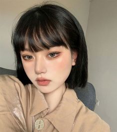 Short Hair Ulzzang, Korean Hair Color, Korean Short Hair, Creative Makeup Looks, Favorite Hairstyles, Hair Reference, Asian Hair