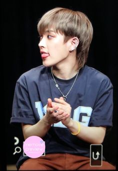 Kpop Hair, Ateez Hongjoong, Social Media Stars, Mullet Hairstyle, Asian Hair, Grunge Hair