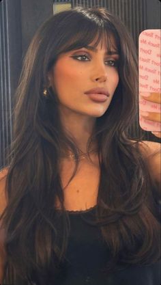 Rambut Brunette, Brown Hair Inspo, Bangs With Medium Hair, Hairstyles For Layered Hair, Haircuts Straight Hair, Hair Inspo Color