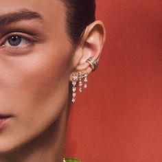 Luxury Fine Jewelry Drop Earrings, Cool Earring Stacks, Statement Diamond Earrings, Luxury Fine Jewelry Diamond Drop Earrings, Diamond Piercing Ear, Luxury Pierced Drop Diamond Earrings, Diamond Earring Stack, Bridal Earring Stack, Luxury Gold Diamond Statement Earrings