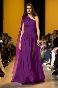 Pleated Maxi Dress, Pretty Outfits, Paris Fashion Week