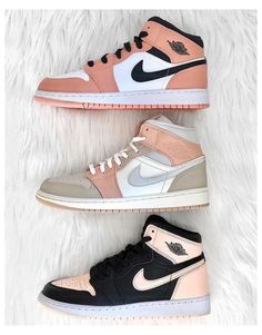 Air jordan 1 #fashion #shoes #sneakers #style #high #tops #fashionshoessneakersstylehightops Celana Jogger Wanita, Shoes Sneakers Nike