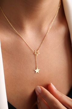 Star Charm Necklace, Tiny Star Necklace, Super Star Necklace, Star Choker, Stars Necklace, Layering Necklace, Gift for Her, Christmas Gift - Etsy.de Party Star Charm Necklaces, Star-shaped Jewelry With Star Charm As Gift For Her, Star-shaped Charm Necklaces For Jewelry Making, Star Charm Jewelry Gift For Her, Star Charm Jewelry As Gift, Star-shaped Jewelry With Star Charm For Gift, Party Jewelry With Star Charm, Star Charm Jewelry For Parties, Star Shaped Jewelry With Star Charm For Gift