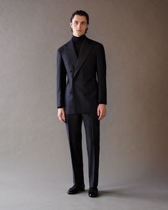 Double breasted formal suit for men. NOTE: Colours are a bit dark than the photos. Mens Evening Wear, Black Double Breasted Suit, Double Breasted Suit Men, All Black Suit, Black Outfit Men, Double Breasted Tuxedo, Blazer Outfits Men, Evening Suit, Black Suit Men