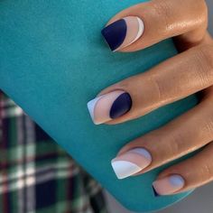 Posted by Zoe Scott: Welcome to my latest blog post where we're diving into the chic world of blue and white nails! This trend has been capturing hearts left and right, an... Blue And White Nail Ideas, Blue And White Nail, White Nail Ideas, Blue Ombre Nails, Blue And White Nails, Work Nails, Blue Nail Designs