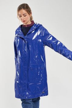 Raincoat Men, Rainy Day Fashion, Diy Fashion Accessories, Long Coats