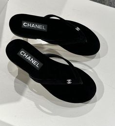 Chanel Flip Flops, Claire Rose Cliteur, Claire Rose, Fashion Girly, Chanel Resort, Kawaii Shoes, Dream Outfits, Looks Party