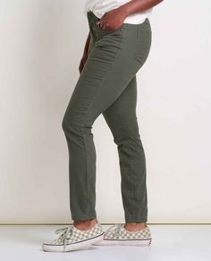 These denim-inspired pants are a favorite in our travel pack: lightweight, sturdy, with just the right amount of stretch so long haul flights and marathon meetings are a piece of cake. Plus, they’ve got a lie-flat, stealth FlexForm waistband so no binding or pinching, ever. Stretch Khaki Bottoms For Fall, Casual Mid-rise Olive Bottoms, Fitted Straight Leg Olive Bottoms, Fitted Olive Straight Leg Bottoms, Olive Fitted Straight Leg Bottoms, Casual Stretch Olive Bottoms, Versatile Green Straight Leg Bottoms, Khaki Stretch Mid-rise Bottoms, Stretch Utility Jeans For Fall