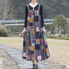 Spring and Autumn Ethnic Style Printed Cotton Hemp Strap Dress Loose Swing Large Pocket Long Dress

 

	
		
			Length
			Shoulder straps
			Skirt length
			Bust
		
		
			125CM
			15CM
			110CM
			112CM Strap Skirt, Dresses Cotton, Sleeveless Dresses Casual, Sleeveless Dresses, Linen Pants Women, Suspender Dress, Overalls Women, Ethnic Style, Spring And Autumn